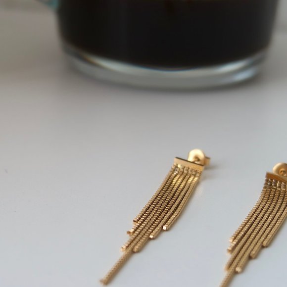 NEW 18K Gold Plated Tassel Chain Drop Earrings - Picture 3 of 6